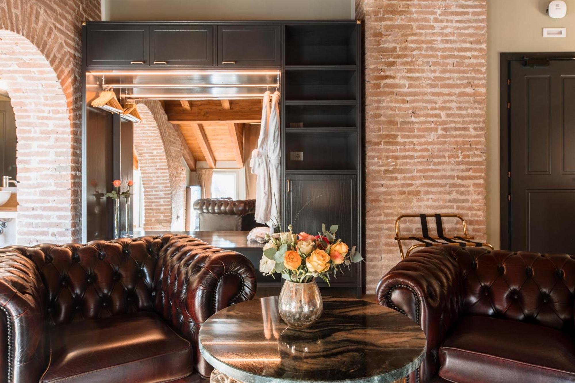 Hotel Pavillon &