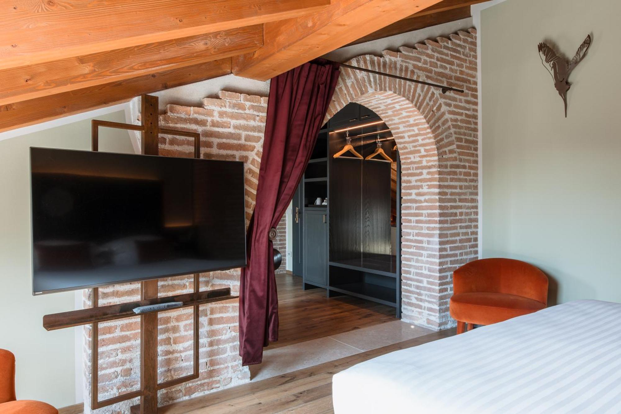Pavillon & Peschiera del Garda