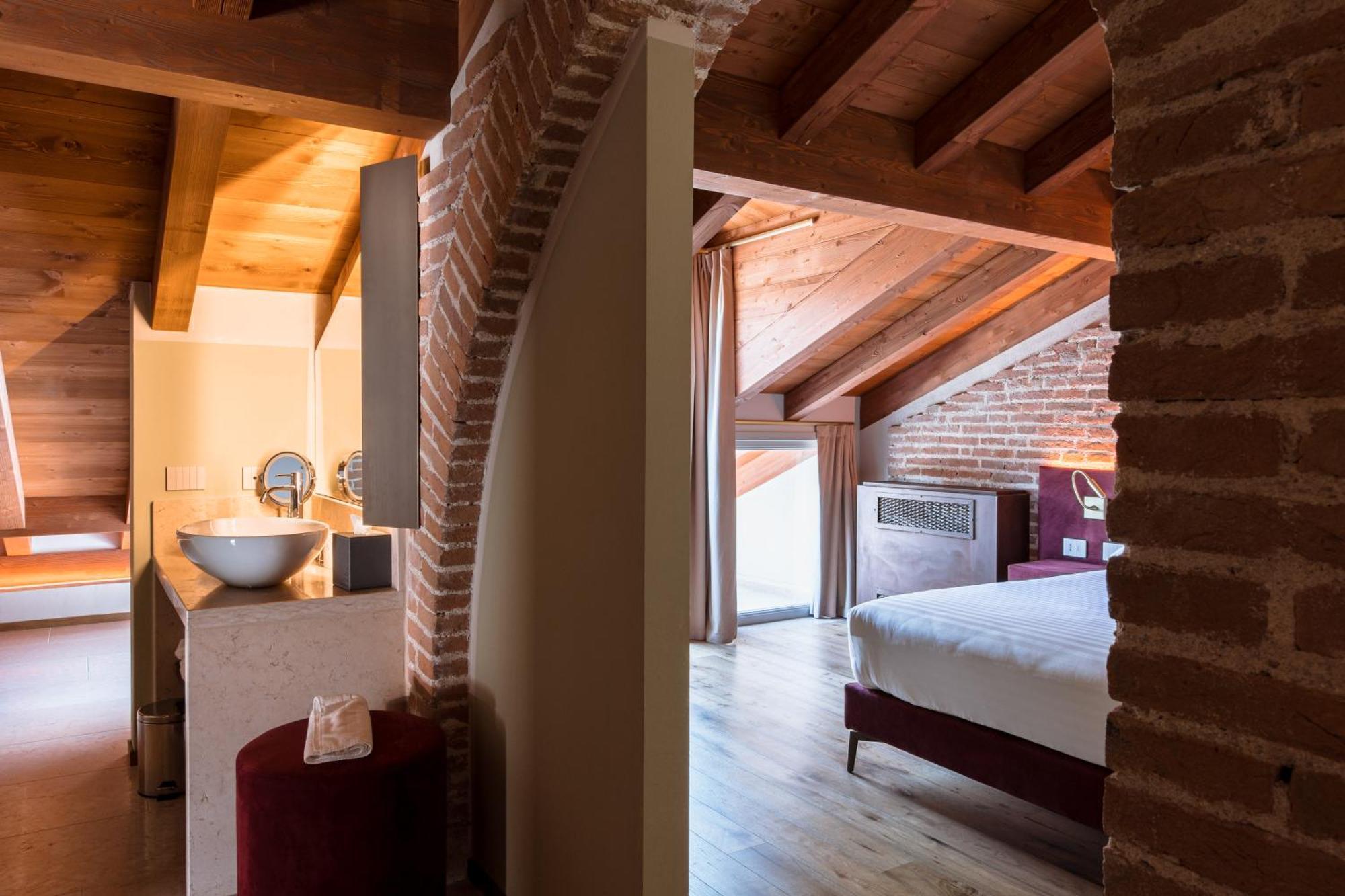 Hotel Pavillon & *