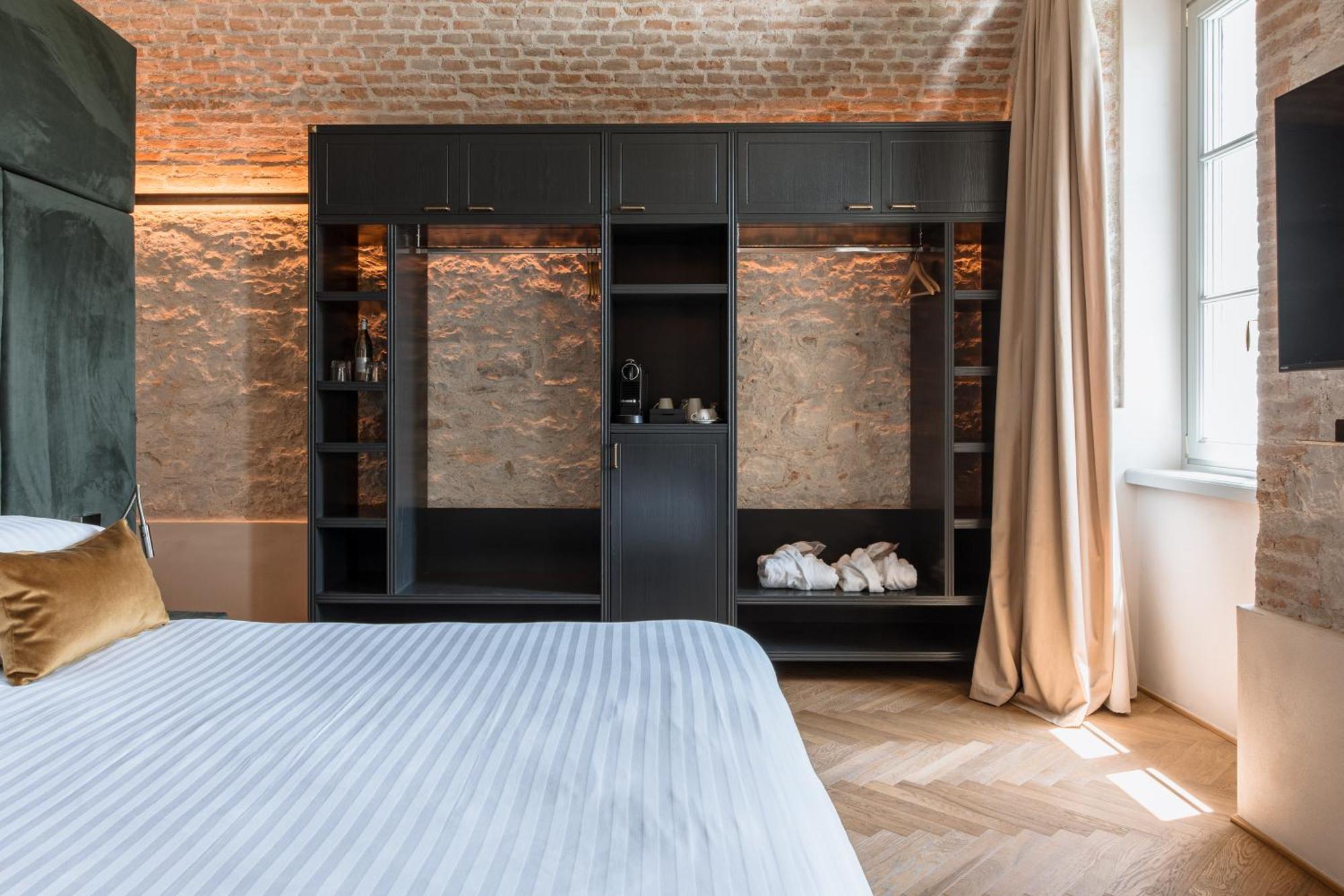 Hotel Pavillon &